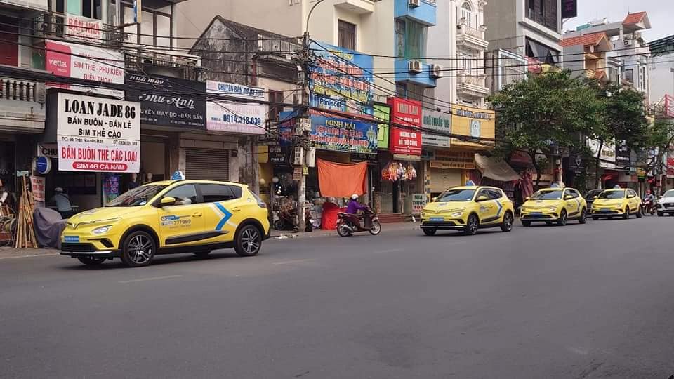 Taxi Dien En Vang Trends Vinfast Gsm (11)